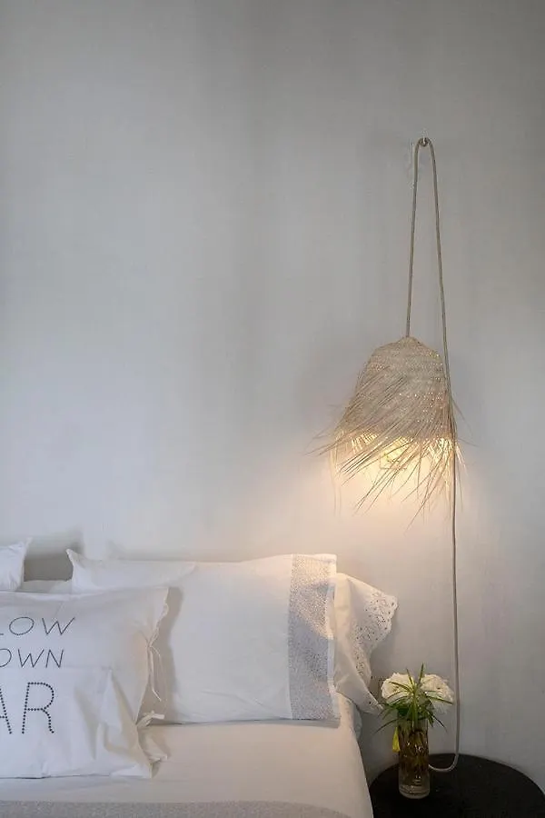 Riad Feinek. Intimate Riad In The Medina. 마라케시